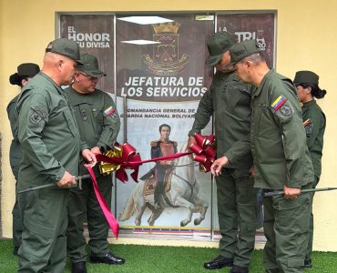 photo_5143266308567796726_w (1)