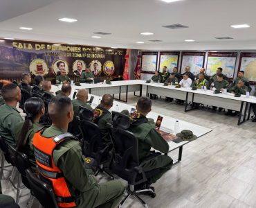 photo_5154803136185699381_w